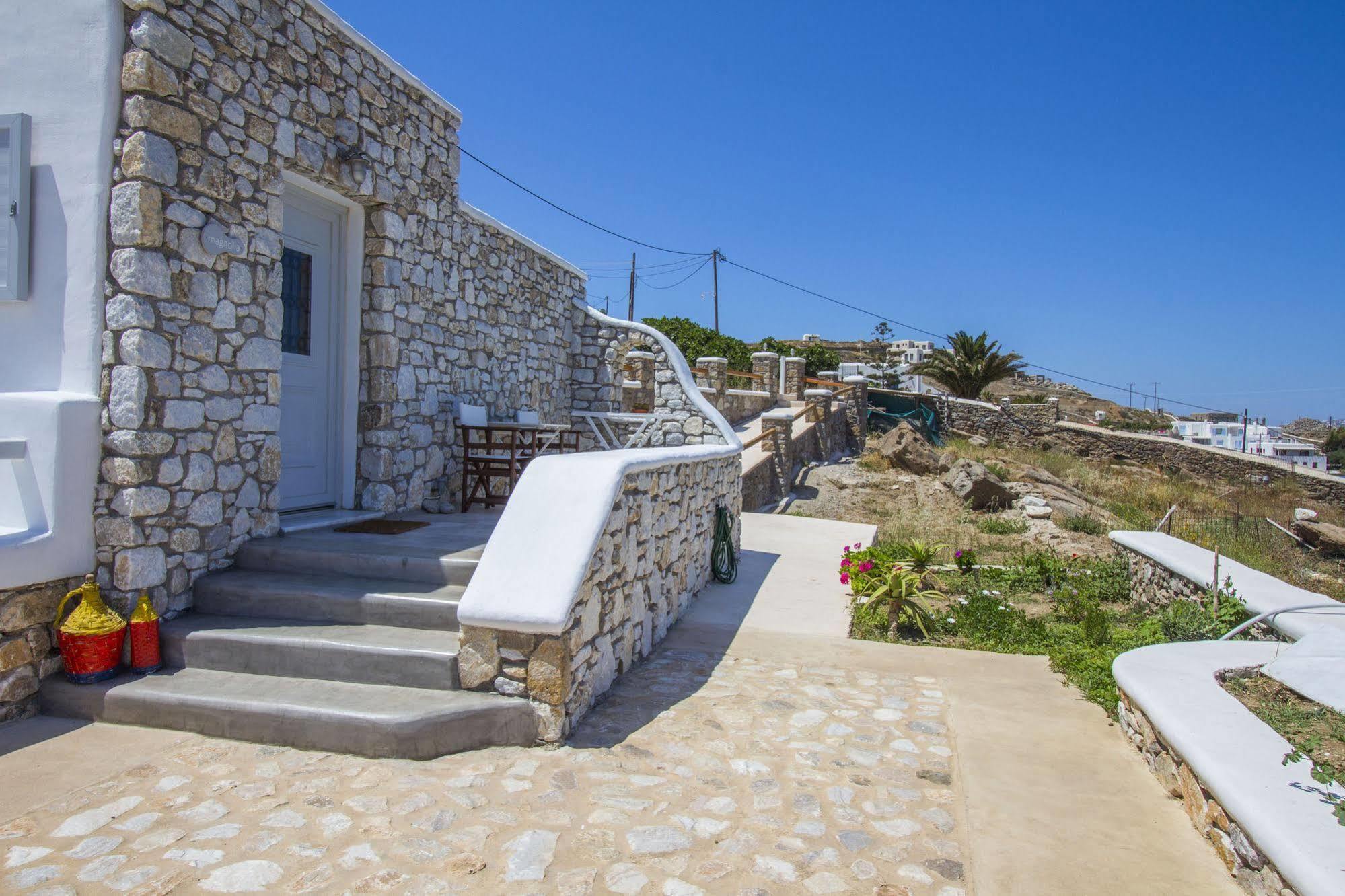 Lavish Suites Agios Ioannis Diakoftis Esterno foto