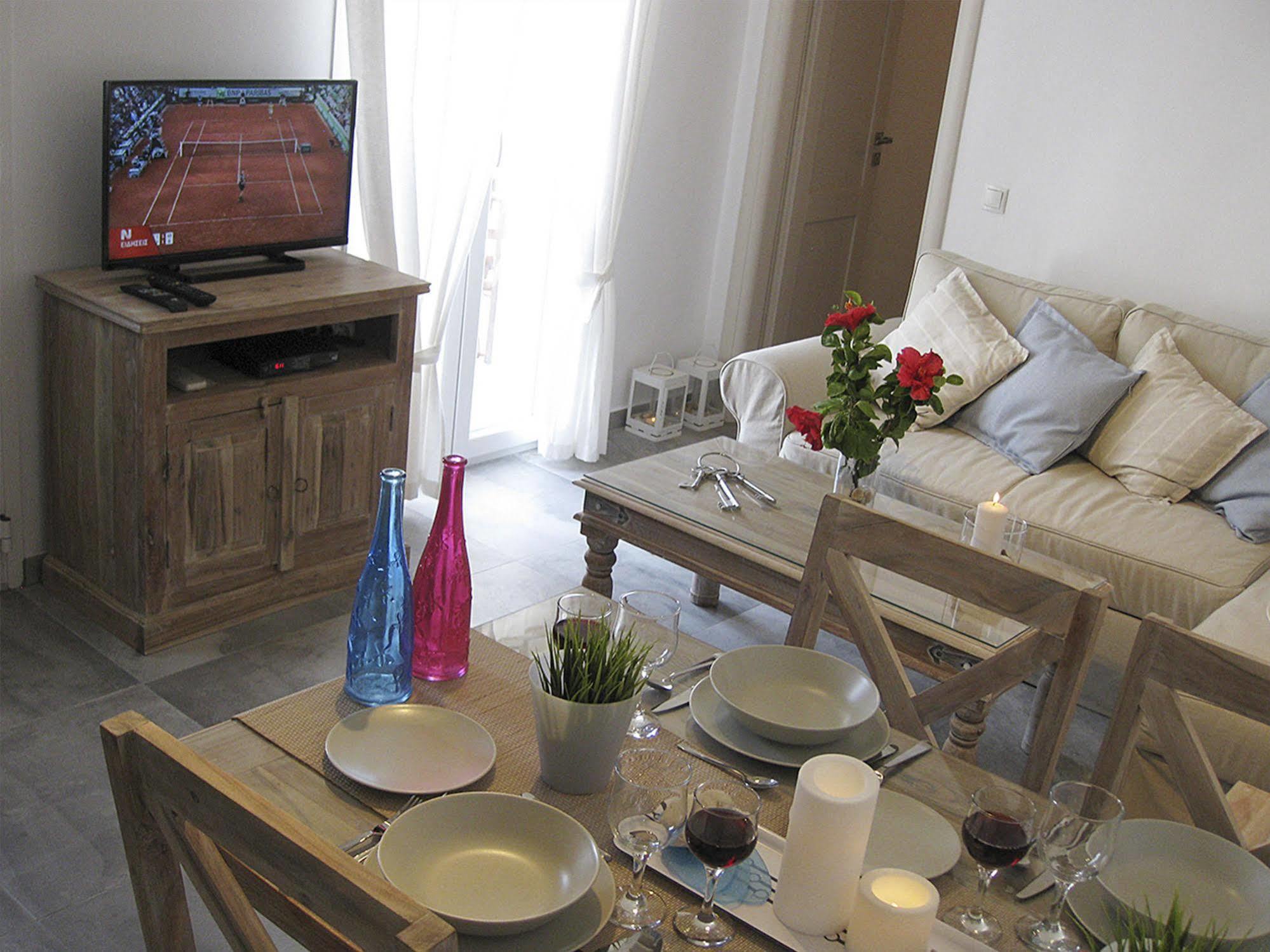 Lavish Suites Agios Ioannis Diakoftis Esterno foto