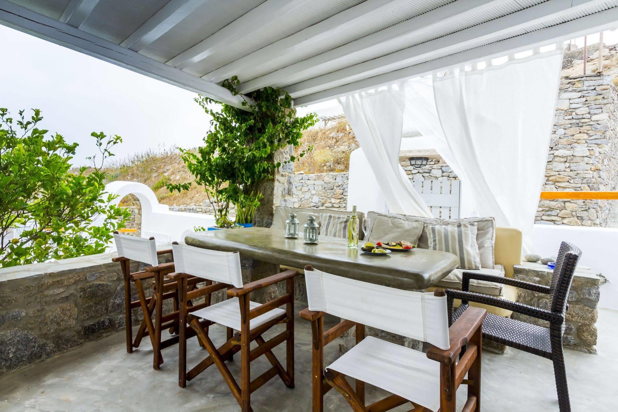 Lavish Suites Agios Ioannis Diakoftis Esterno foto