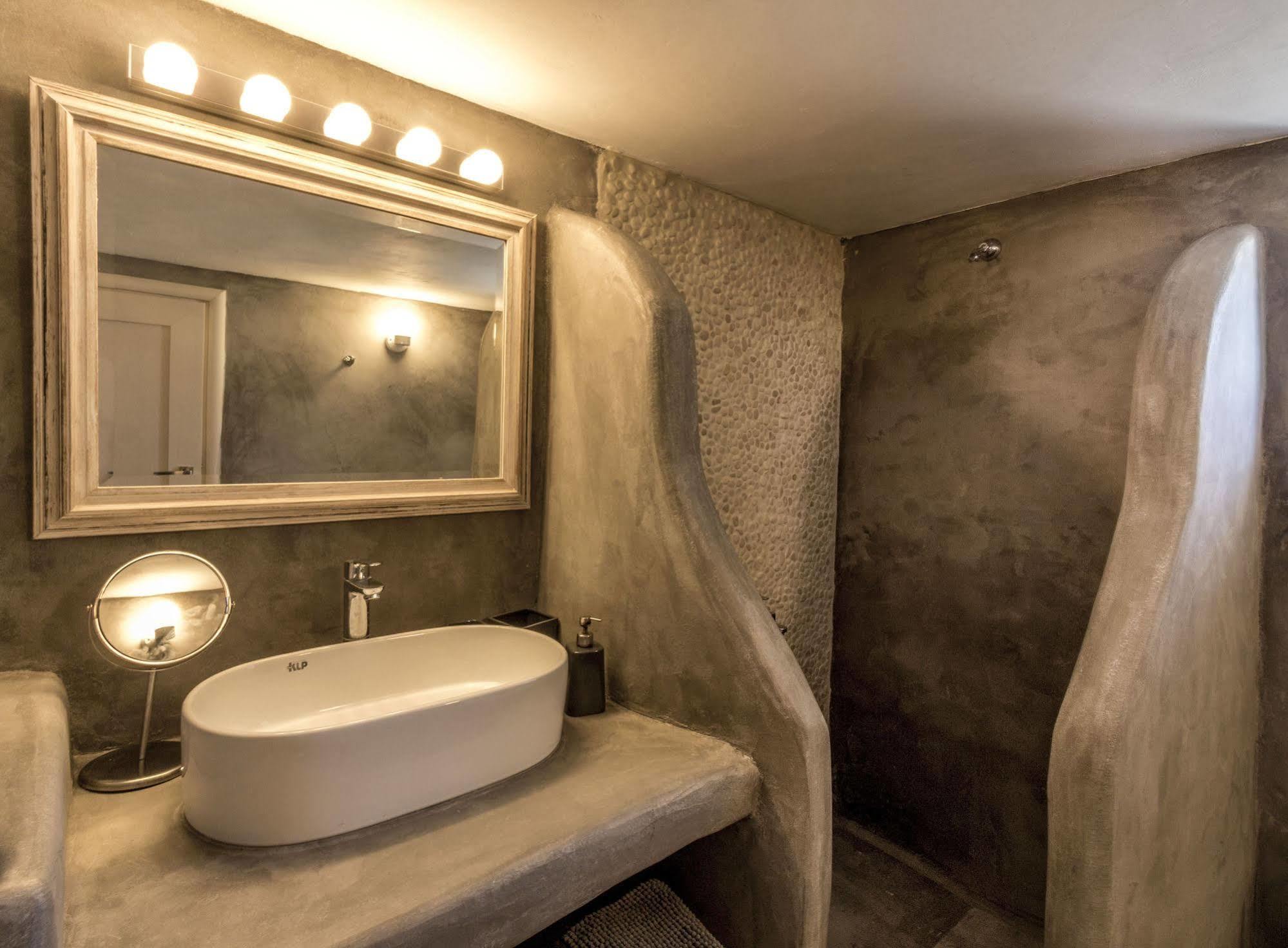 Lavish Suites Agios Ioannis Diakoftis Esterno foto